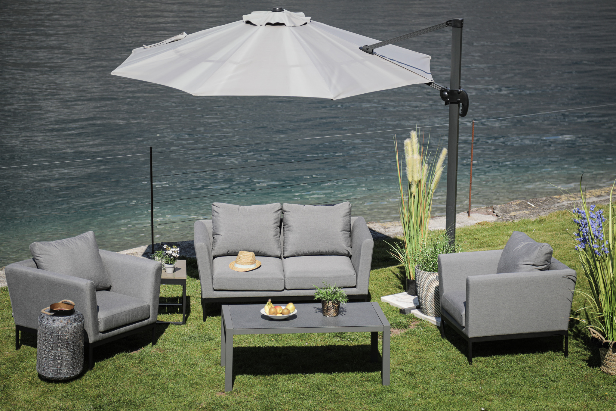 twaalf geloof Opa Buy Galaxy Sunbrella lounge set grey | viplounge
