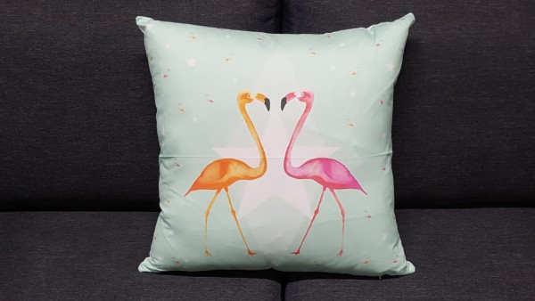Decorative pillow flamingo in love