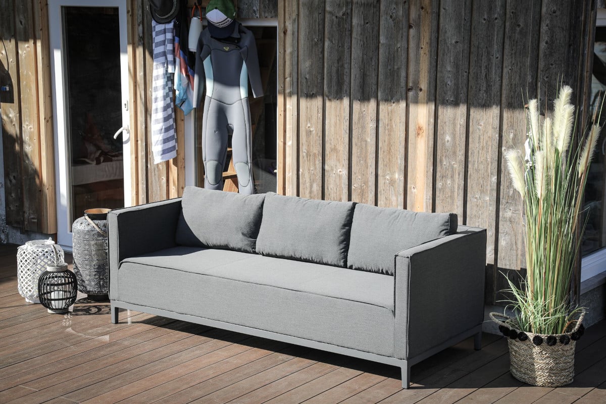 Sunbrella™-Lounge in Grau
